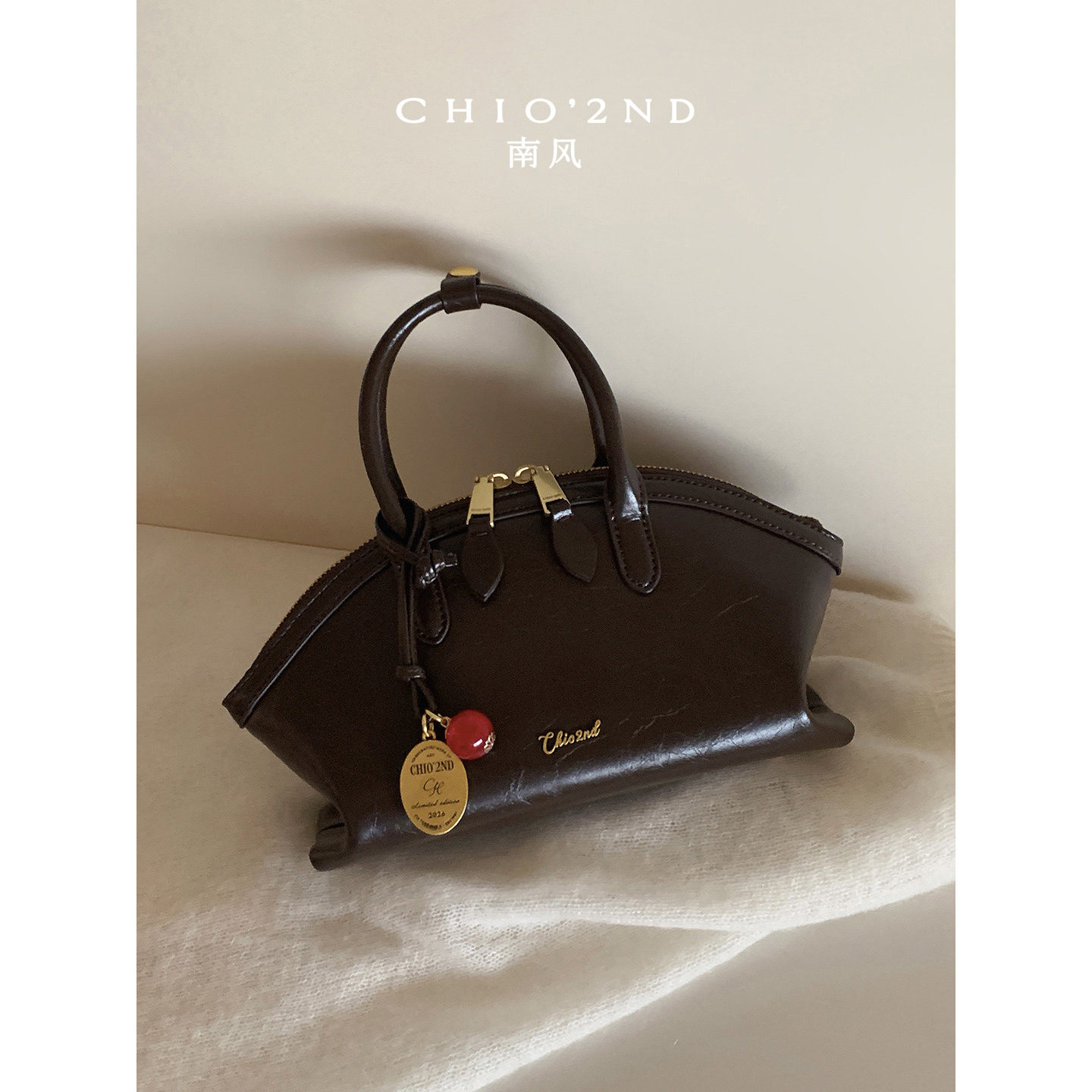 南风Chio2nd 牛皮婉舒手提包包女小众设计感亮皮贝壳包单肩斜挎包