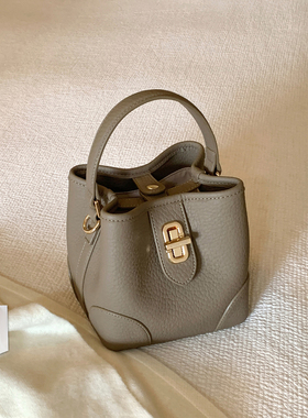 南风Chio2nd 微醺晚宴水桶包包女手提包超火上班小拎包单肩斜挎包