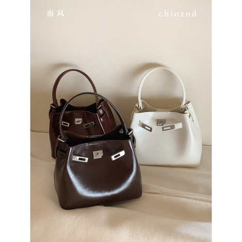 南风Chio2nd塞纳漫游水桶包