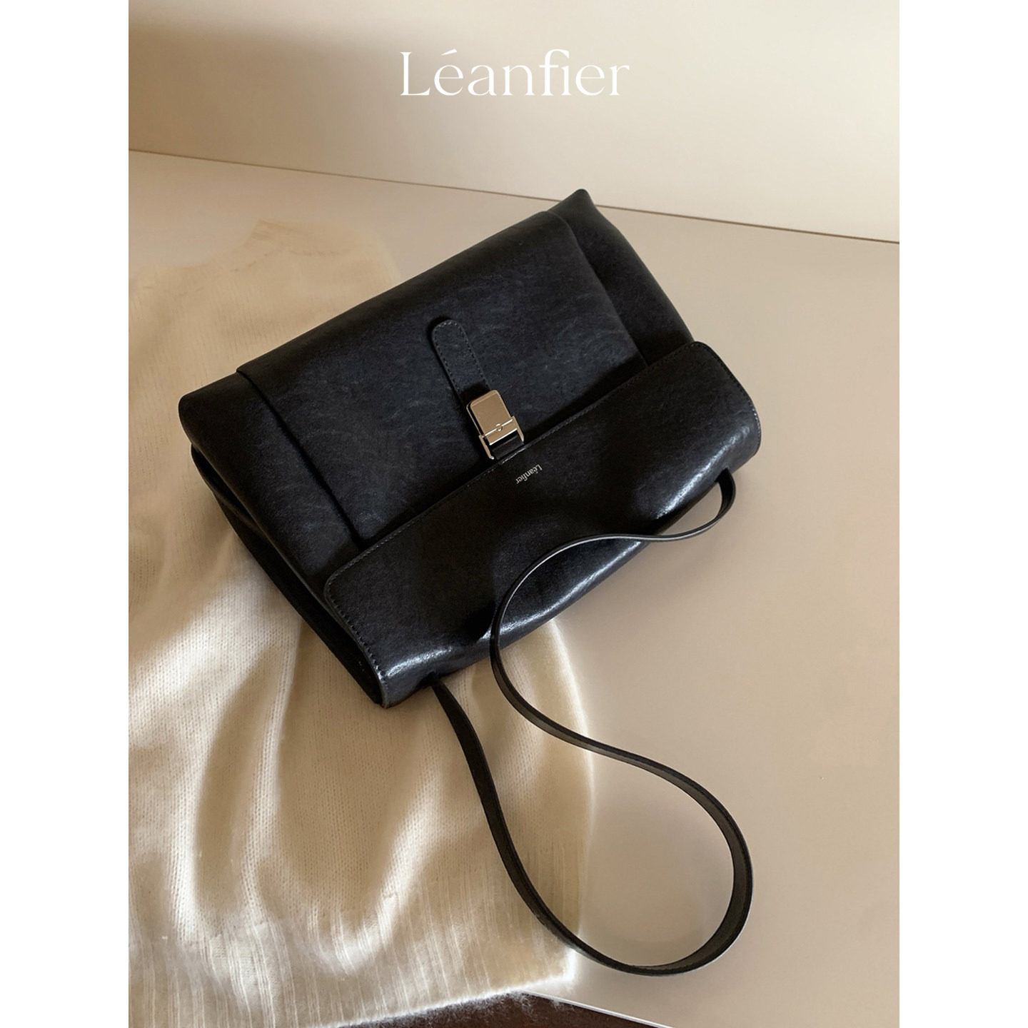 南风Léanfier云深邮差包