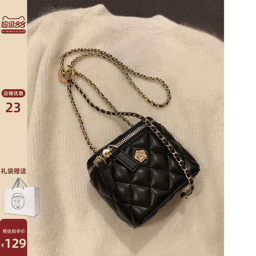 南风山茶花菱格单肩盒子包