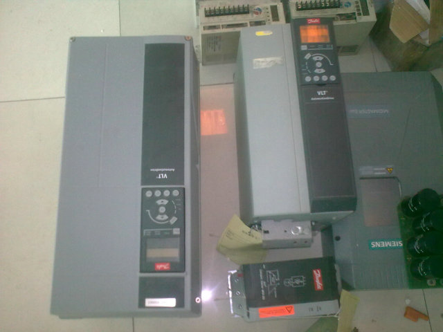 深圳市易捷自动化设备有限公司是一家专业从事工业自动化产品销售及维修改造的服务公司，公司一直致力于变频器、PLC、HMI、伺服器、一体机控制器、机器视觉系统等工控自动化产品系统集成方案设计开发与应用服务，我们衷心的希望能与各届朋友合作，携手未来，共享成功的成果！