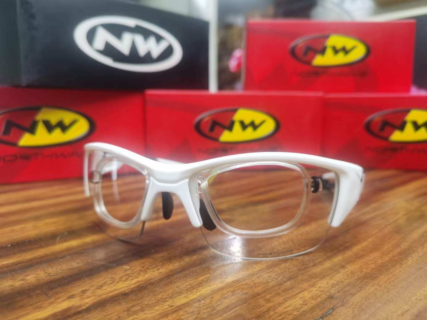 包邮意大利NW半透明NV400紫外线骑行眼镜防风沙保护眼镜正品行货