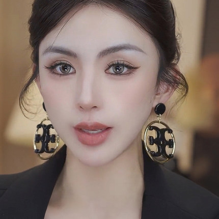 原版现货新款圆心大LOGO耳环女高级欧美小众高级感个性夸张耳饰品