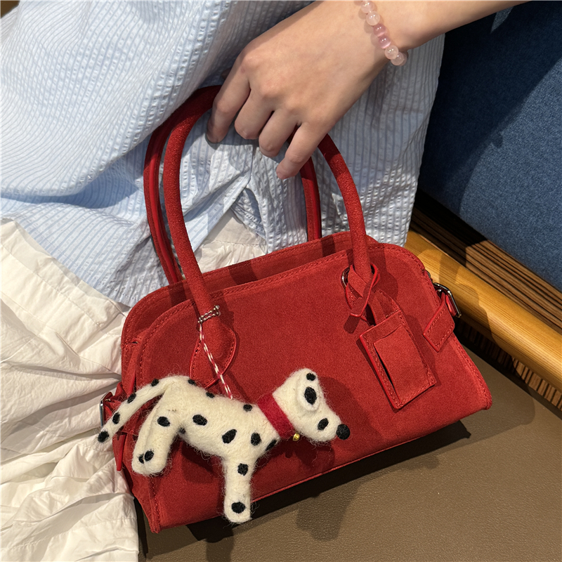 赵露思同款红色包包秋冬复古磨砂牛皮麂皮绒小众手提斜挎结婚包女