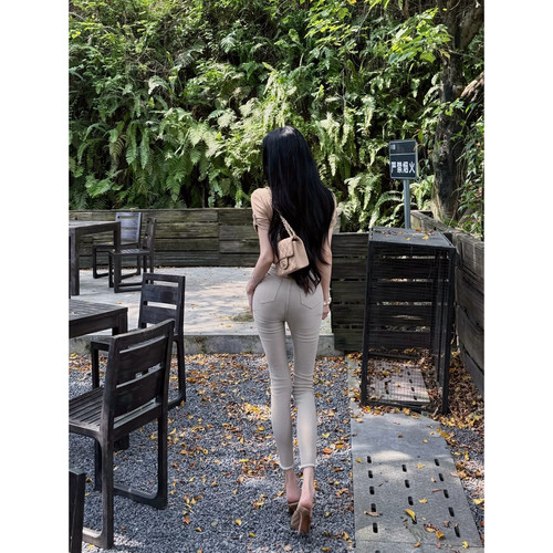 严一安ian丰胯效果紧身小脚裤