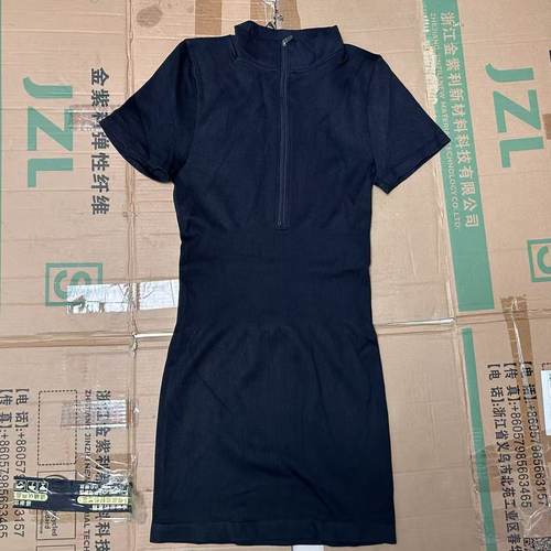 OQQ半高领拉链中长款连衣裙修身紧身黑色螺纹高弹高压性感包臀裙