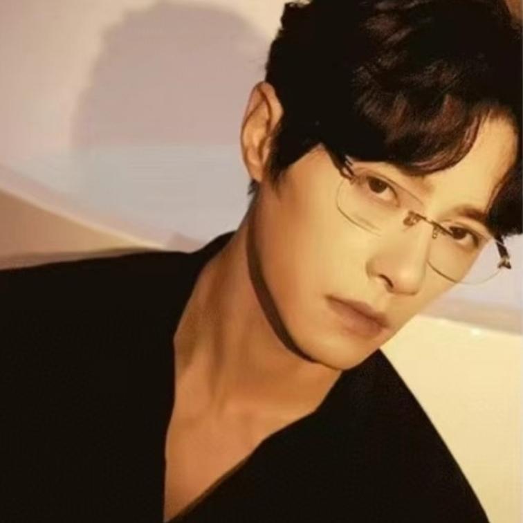 TOM FORD汤姆福特方逸伦同款近视无框眼镜架牛角纯钛男女TF5965-P