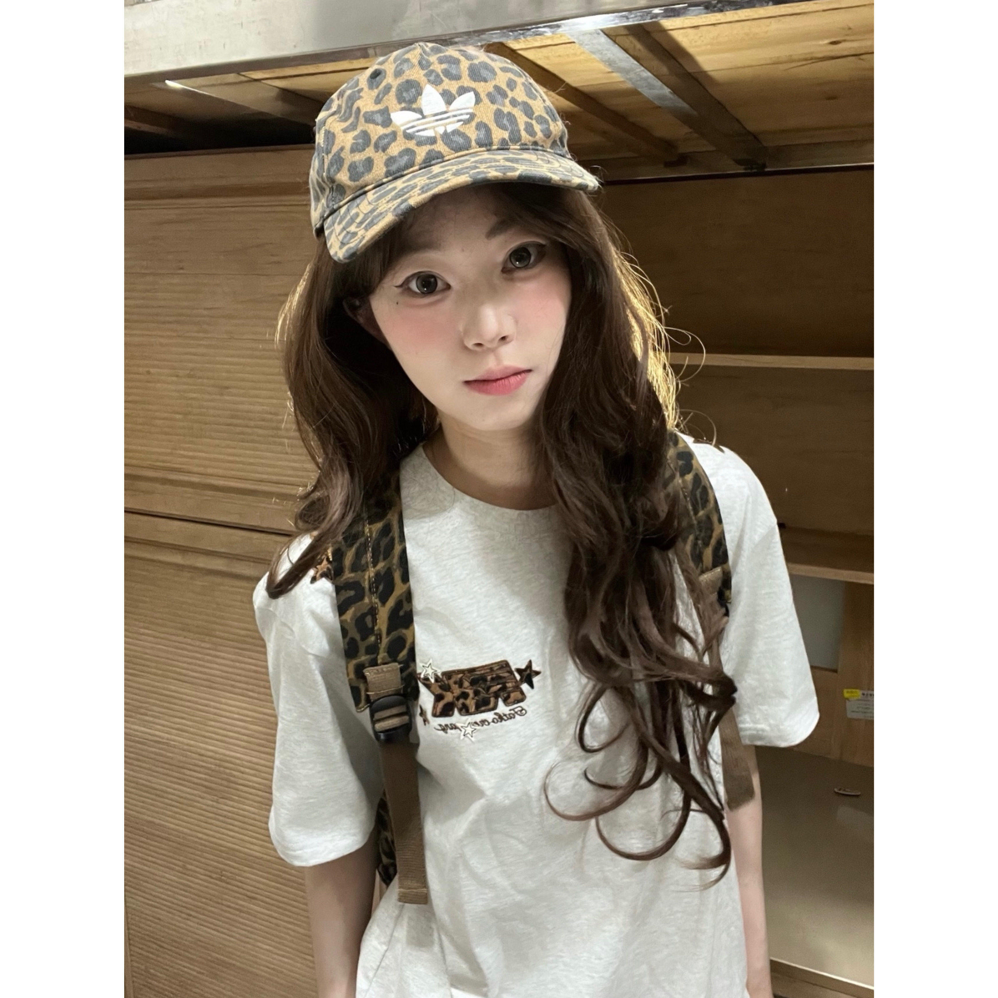 美式复古潮牌短袖t恤女夏季宽松情侣星星贴布刺绣字母设计感上衣