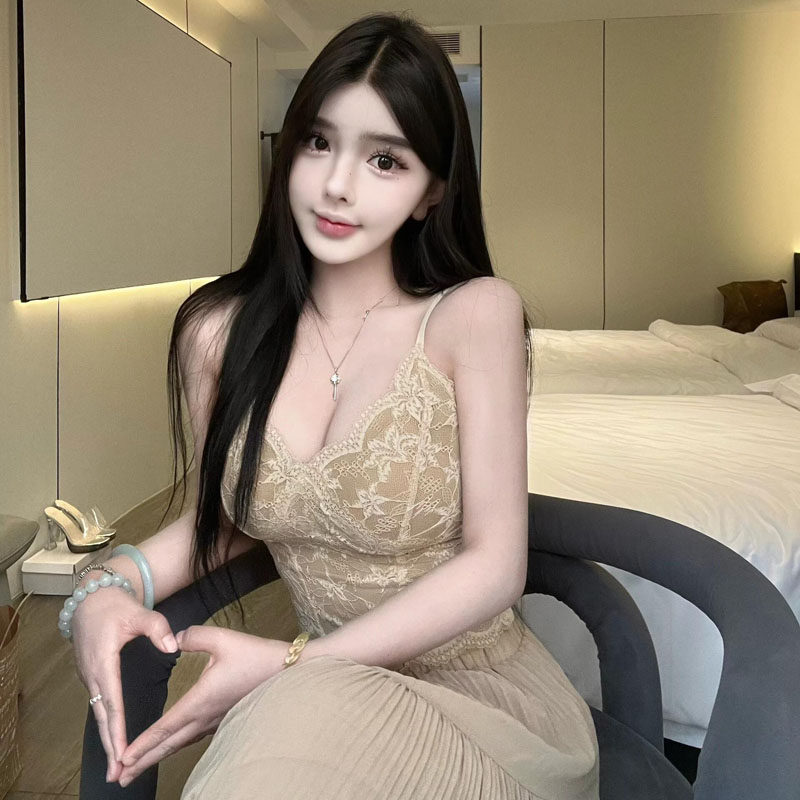 纯欲甜辣妹名媛风蕾丝吊带背心女V领抹胸上衣带胸垫内搭外穿打底
