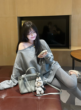 【慵懒奏曲】MISS CHANGE/显得小小一只的斜肩男友风长袖卫衣