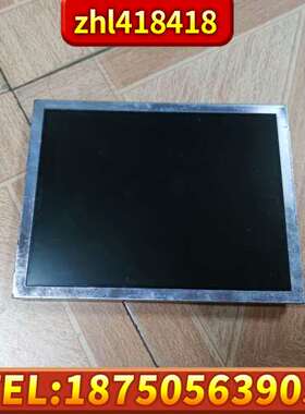 液晶显示屏LQ080V3DG01。屏幕成色还不错，有正常