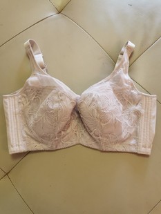 防抖动文胸 高侧比抹胸款全罩杯大胸显小女内衣软钢圈调整型聚拢