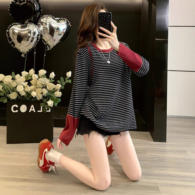 春秋新款韩风条纹休闲运动上衣女流行洋气减龄显瘦内搭长袖针织衫