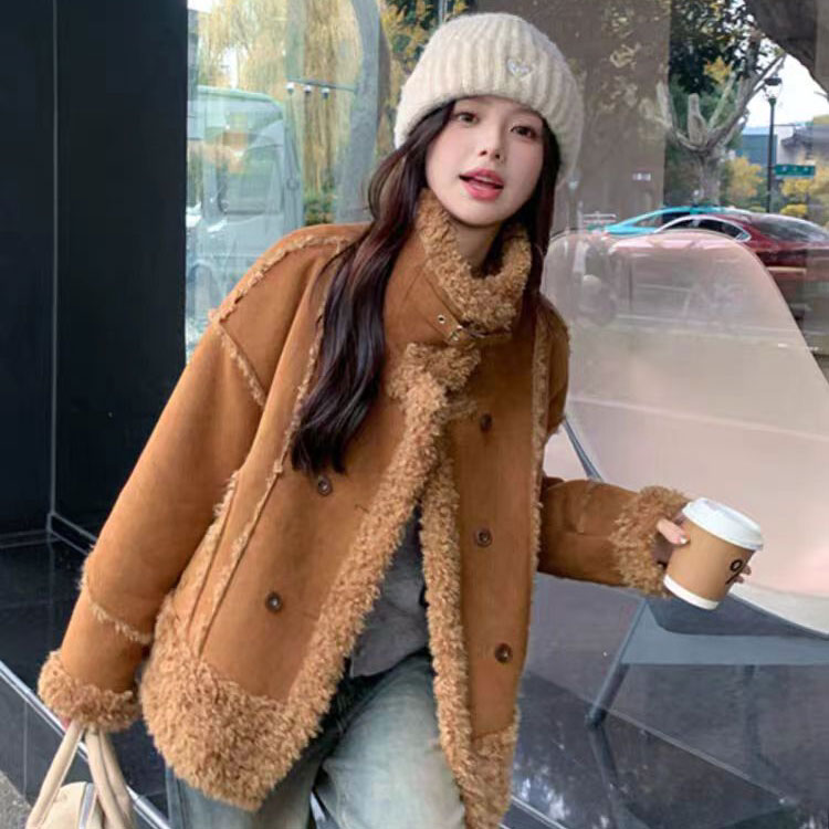 【855-899】NB皮毛一体外套女宽松加厚牛角扣短款时尚休闲百搭