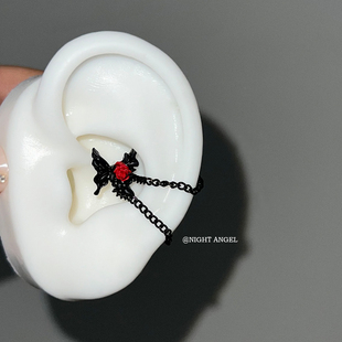浮世绘小众原创 黑蝴蝶玫瑰双层耳蜗链前后绕佩戴钛钢后挂耳骨钉