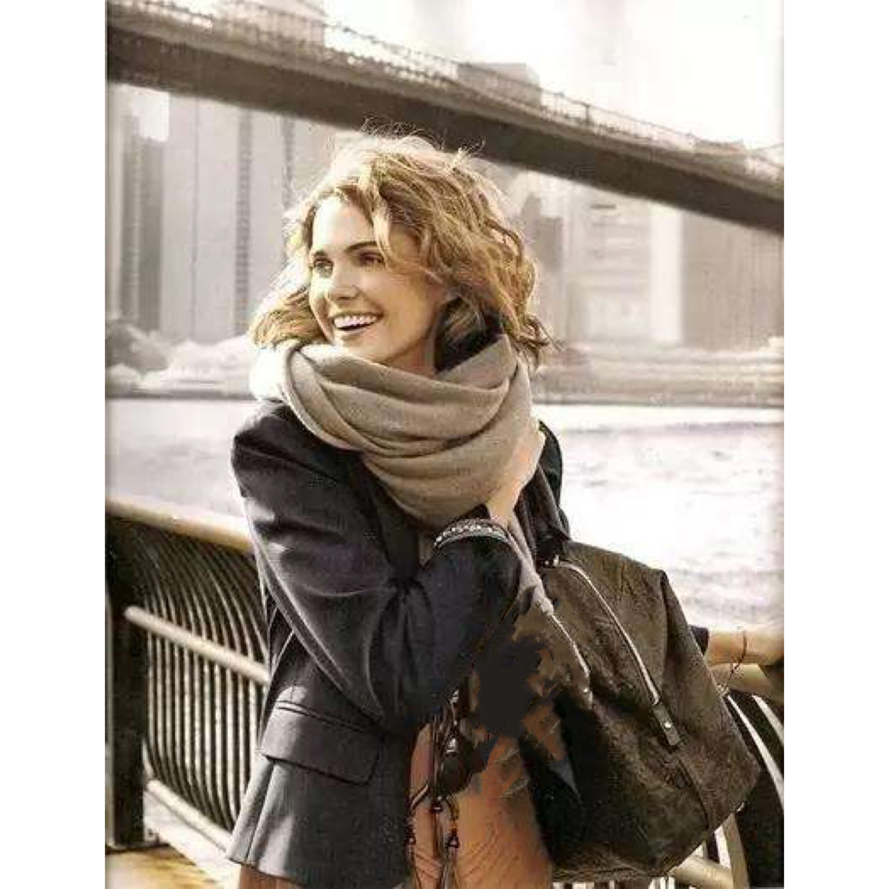 美拉德配 极柔手感/仿羊绒聚酯粘纤混 纯素色秋冬流苏大围巾披肩