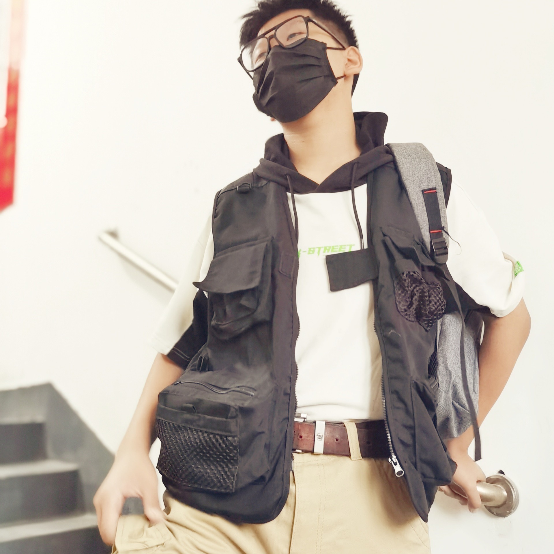 猎色者机能工装军旅风马甲男多口袋纯色摄影钓鱼义工坎肩背心马甲