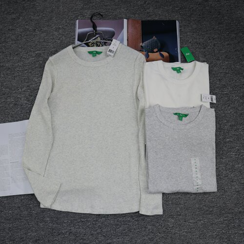 外贸原单 女式长袖T打底衫上衣圆领休闲百搭春款