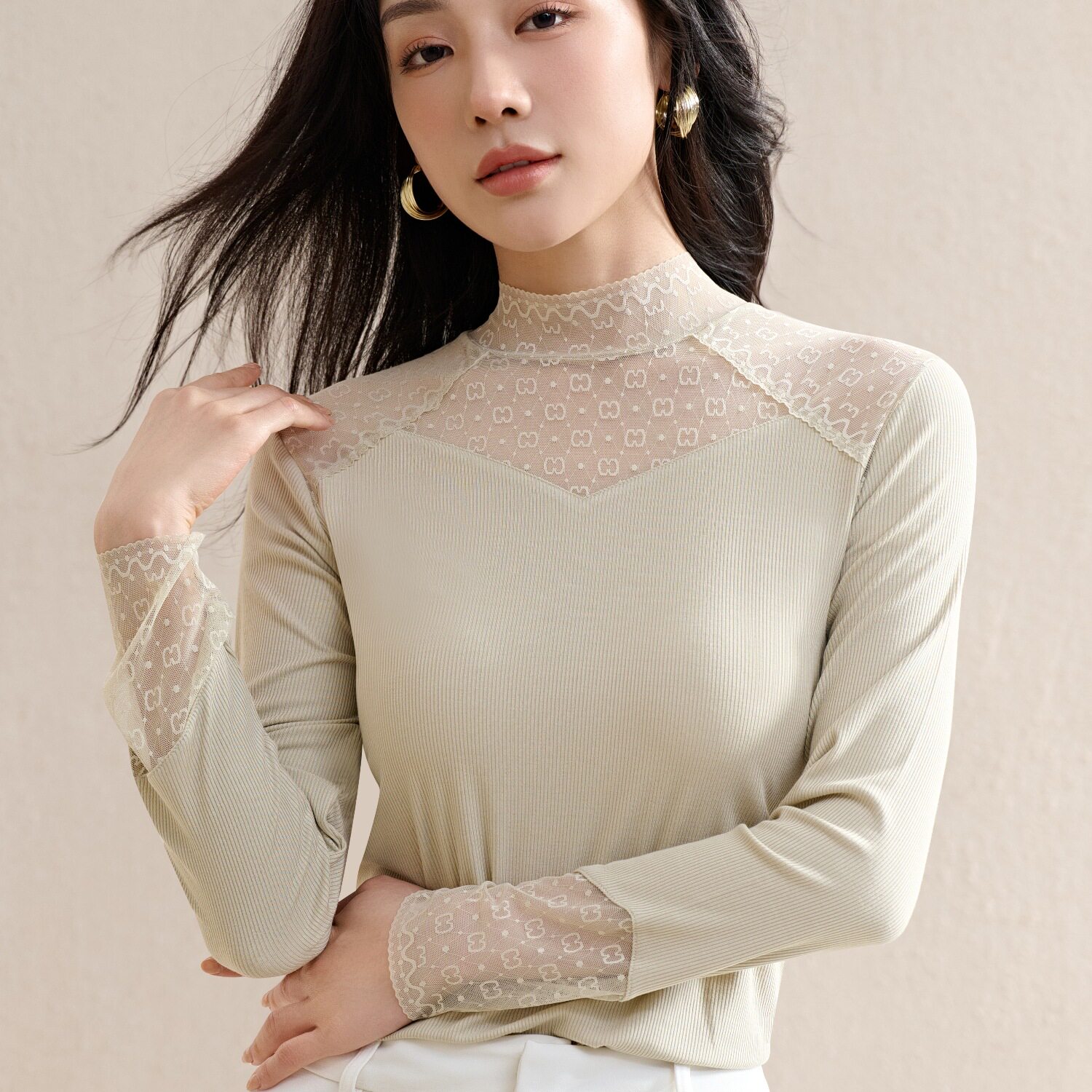 春秋季女士洋气常规蕾丝简约长袖半高领网纱拼接内搭打底衫内搭T