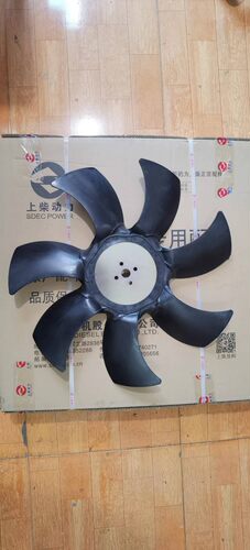 上柴原厂风扇叶，右旋西风式。S00019721+03