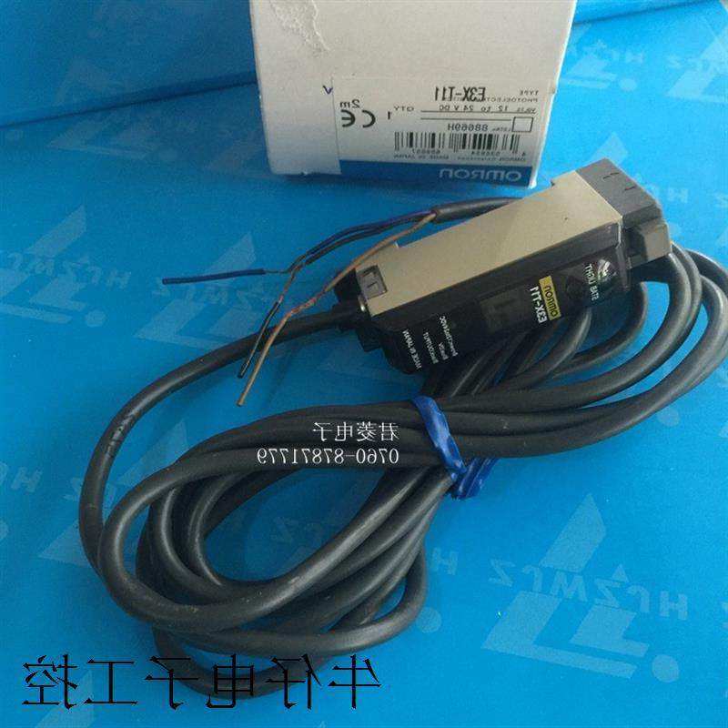 议价E3X-T11 光纤放大器光纤传感器全新原装正品