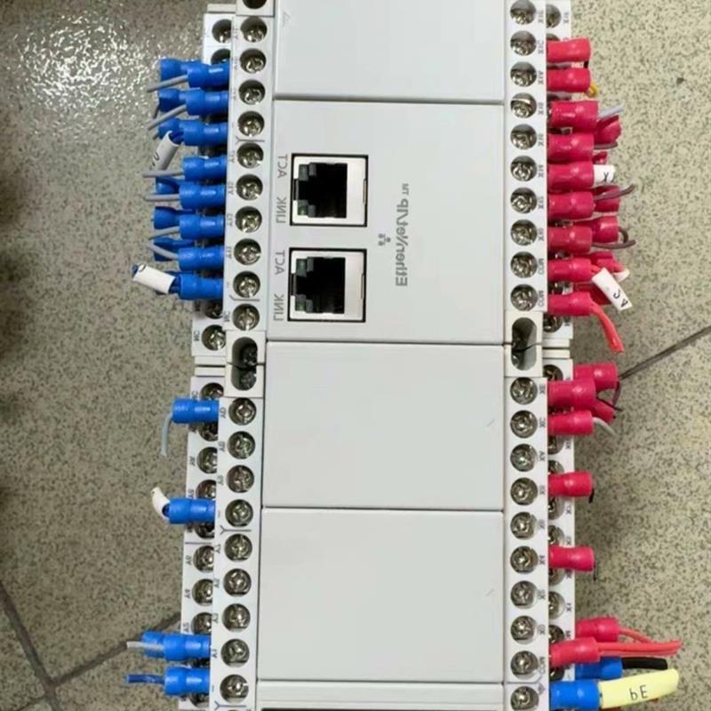 议价《议价》PLC AFPXH-C60ET    成色嘎嘎好,支持E