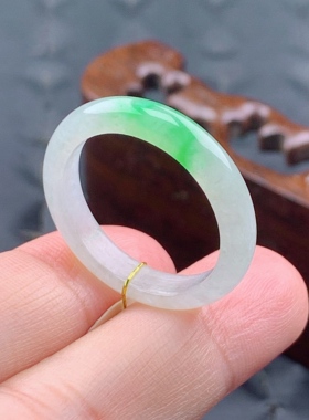 23号缅甸天然A货翡翠 T929 内径20.4/4.7/3mm 冰飘阳绿戒指圆戒