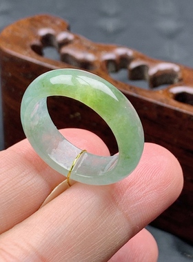 16.17号缅甸天然A货翡翠 T860 内径18.2/6.3/3mm 飘黄翡戒指