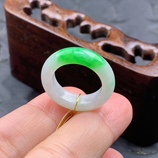 3.7mm 9号缅甸天然A货翡翠 5.9 内径15.5 飘阳绿半山水戒指 T940