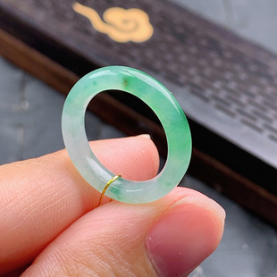 7.8号缅甸天然A货翡翠 T753 内径15/3.3/3mm冰胶晴底飘绿戒指细条
