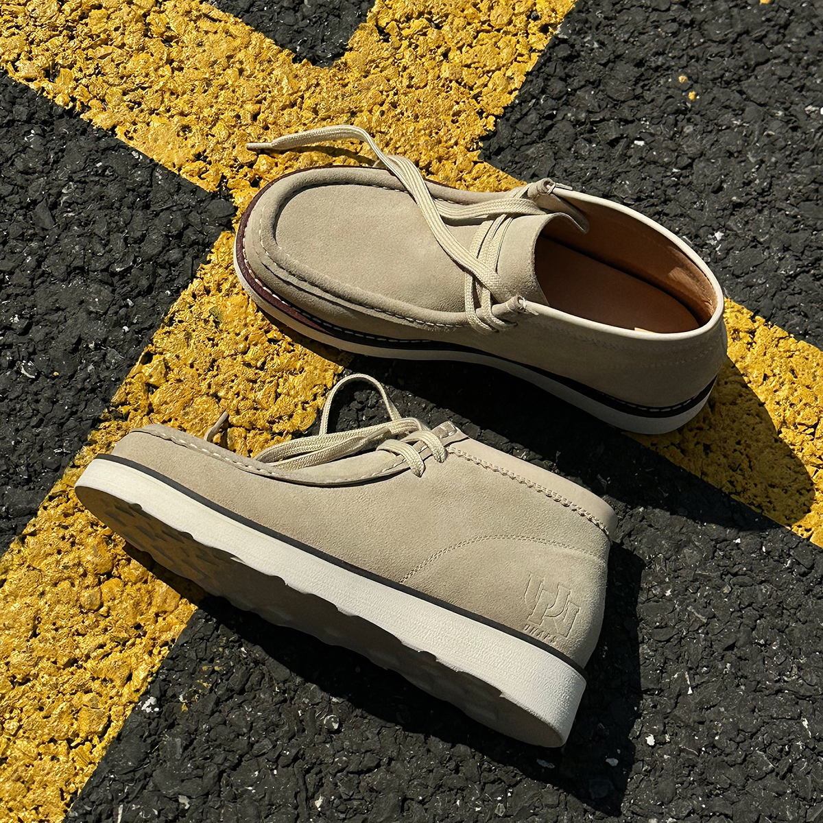 磨砂头层真皮袋鼠鞋男女休闲鞋