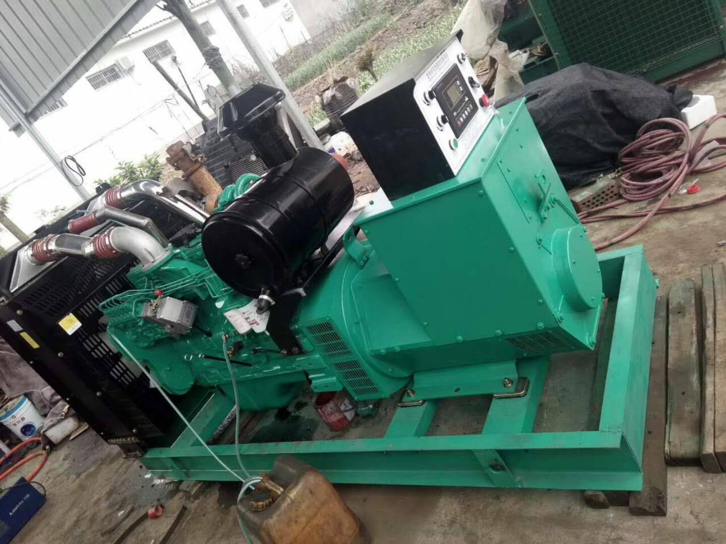 二手再造东风康明斯柴油发电机组150千瓦200千瓦250千瓦有刷无刷