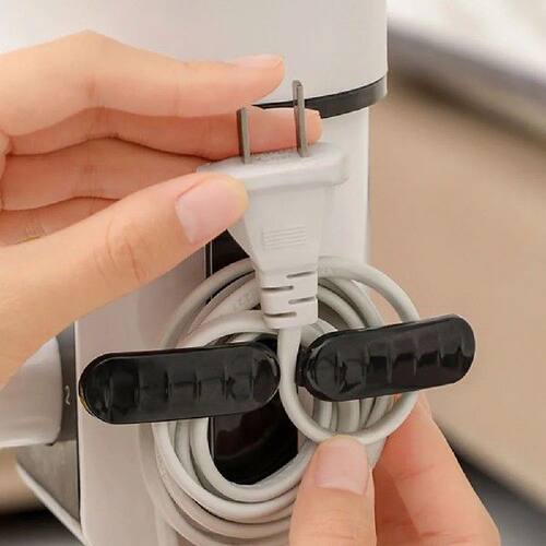?? 2 Pcs Wall Storage Hook Clips Power Plug Socket Holder