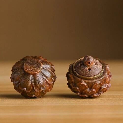 1Pc Hollow Box Pendant Accessories Portable Mini Lotus
