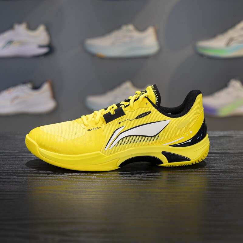 李宁奇袭Ⅱ羽毛球鞋男女款秋季新款轻量高回弹低帮训练鞋AYTV013