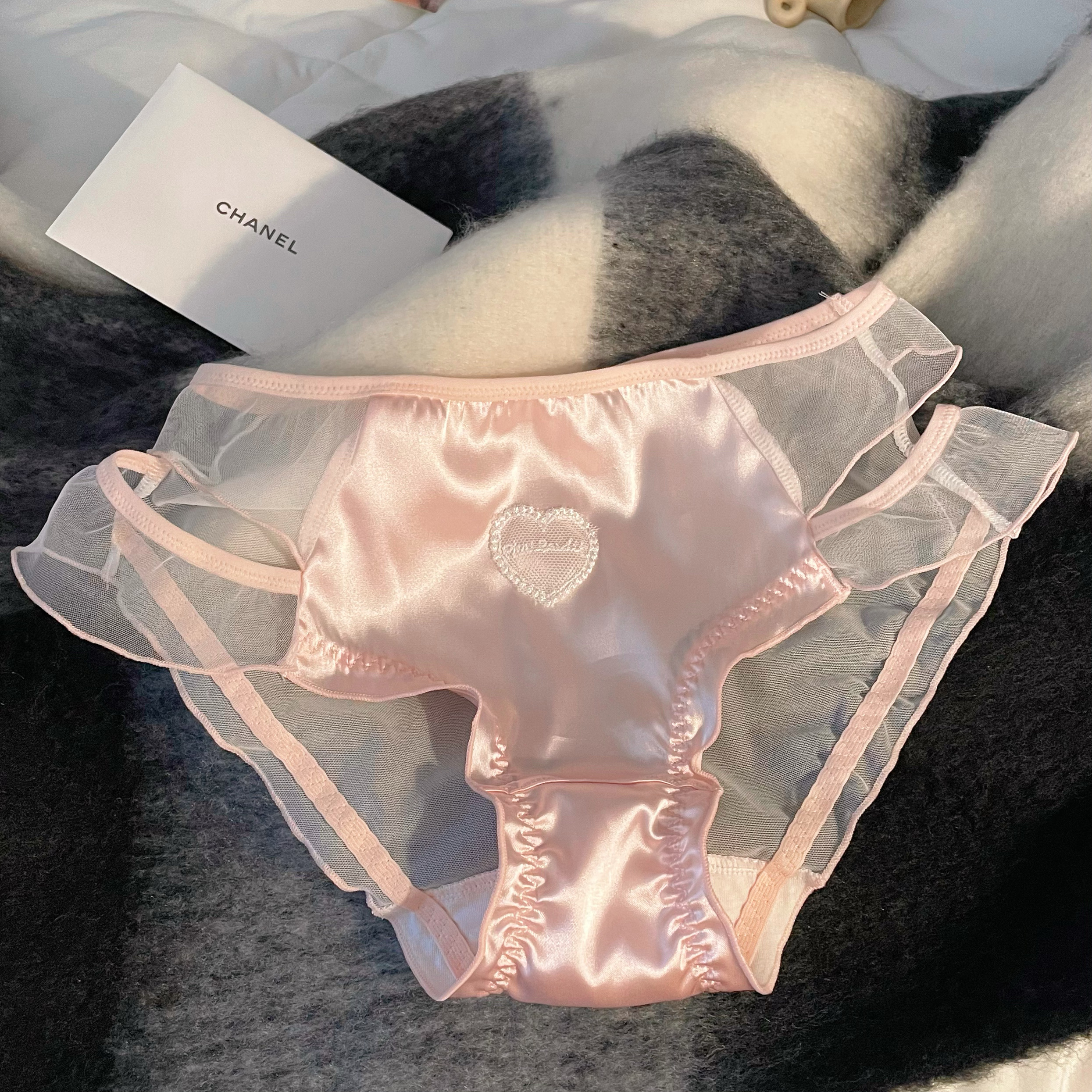 纯欲爱心～女生性感蕾丝网纱内裤女纯棉裆2025新款薄透女士三角