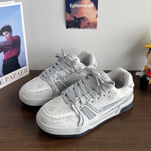 冬季鞋子男鞋加厚新款板鞋男百搭 潮流增高情侣休闲运动鞋女加绒