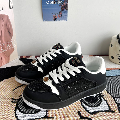 休闲板鞋男款增高黑色鞋子男鞋 冬季新款美式德训鞋情侣运动鞋女