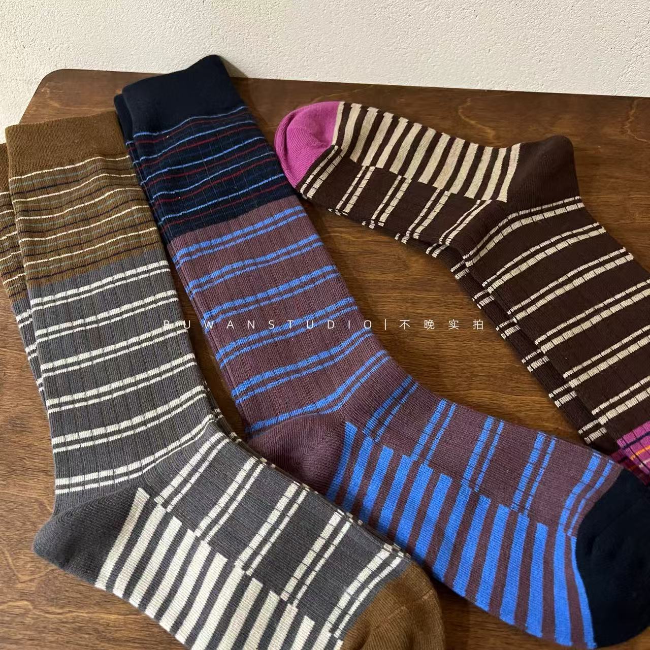 设计感复古条纹撞色小腿袜