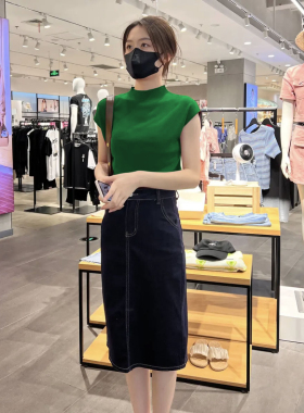 冰丝绿色短袖T恤女港风上衣薄款2026新款时尚修身气质半袖针织衫