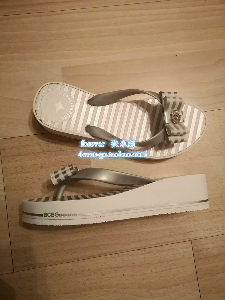 BCBG 条纹蝴蝶结女式人字拖鞋沙滩鞋防滑夹板坡跟拖鞋洗澡游泳