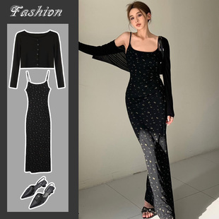 气质露背裙子 修腰包臀长裙修身 法式 黑色碎花开叉吊带连衣裙女套装