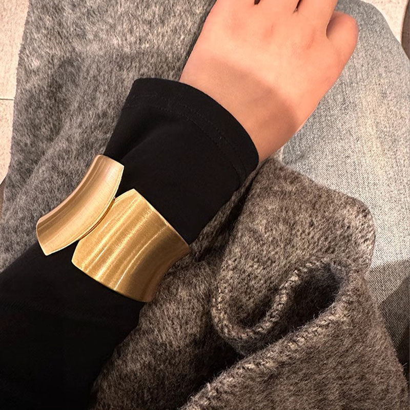 欧美复古夸张金属宽版拉丝手镯女手镯