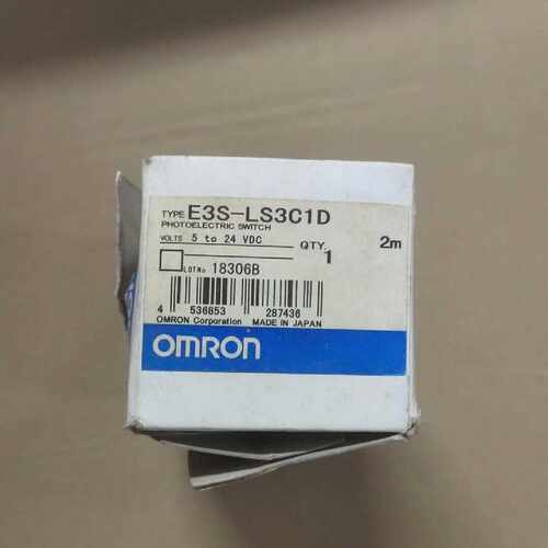 光电开关E3S-LS3C1D  1个共100议价
