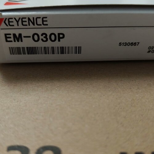 基恩士KEYENCE接近传感器EM-030P，全新未封，原—议价