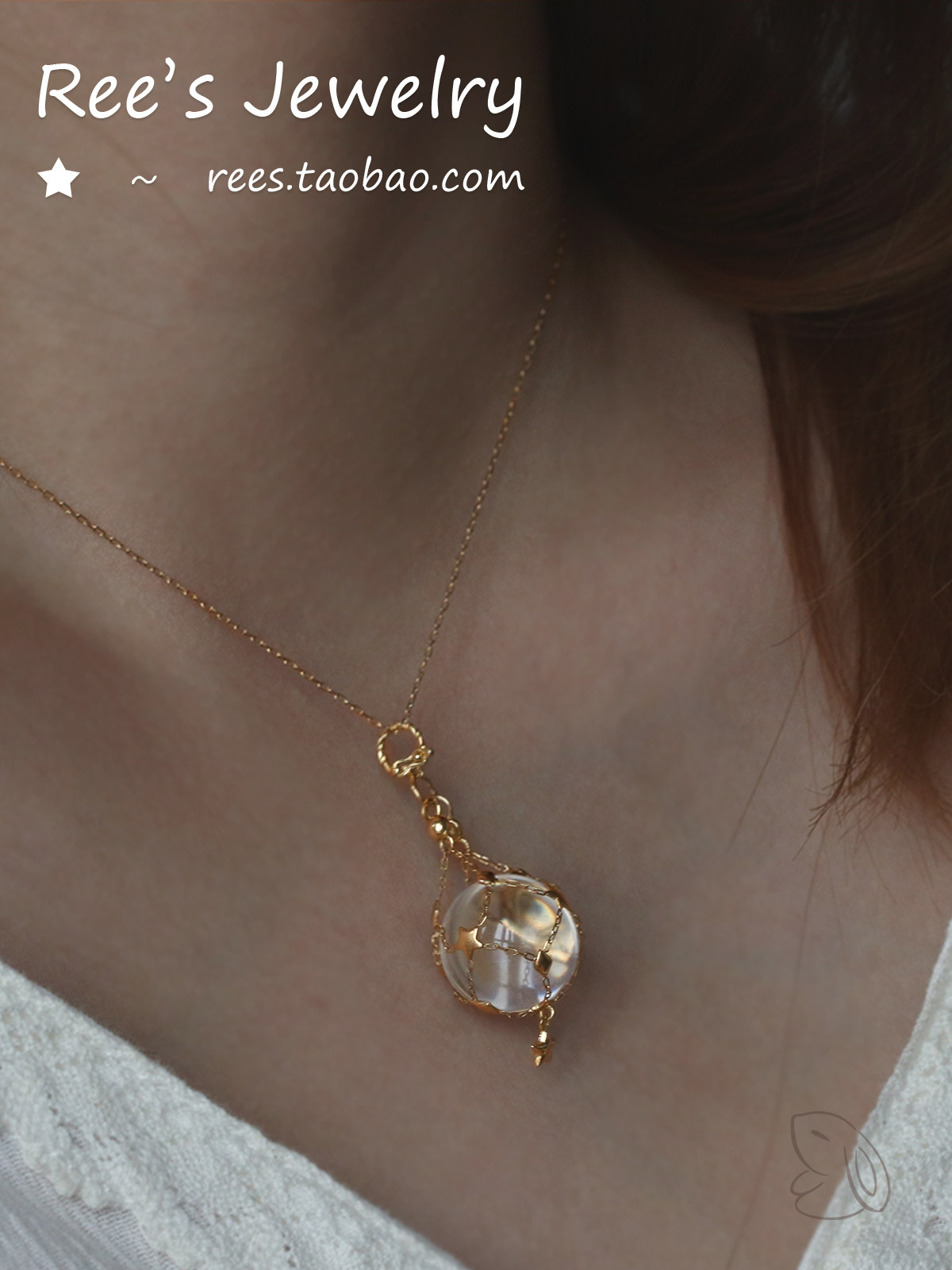 18k Gold Crystal Pendant with Pearl Net Pouch - Product image 4