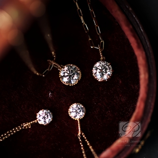 两款 项链 可选 进口莫桑石非钻石18k黄金吊坠 Rees轻珠宝.一克拉