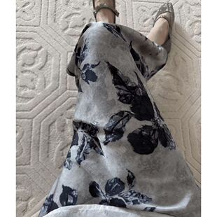 国风新中式半身裙女2025夏薄款缎面碎花长裙高腰垂感包臀鱼尾裙子