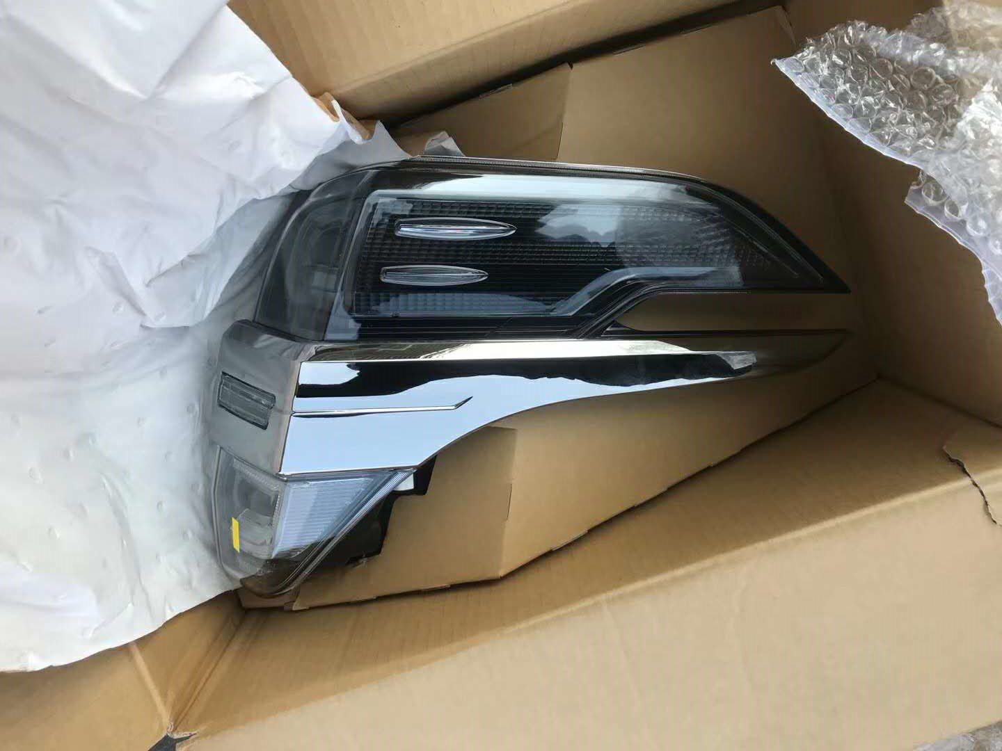 丰田 埃尔法 威尔法 格瑞维亚 LM350 后尾灯 黑底尾灯 白色尾灯